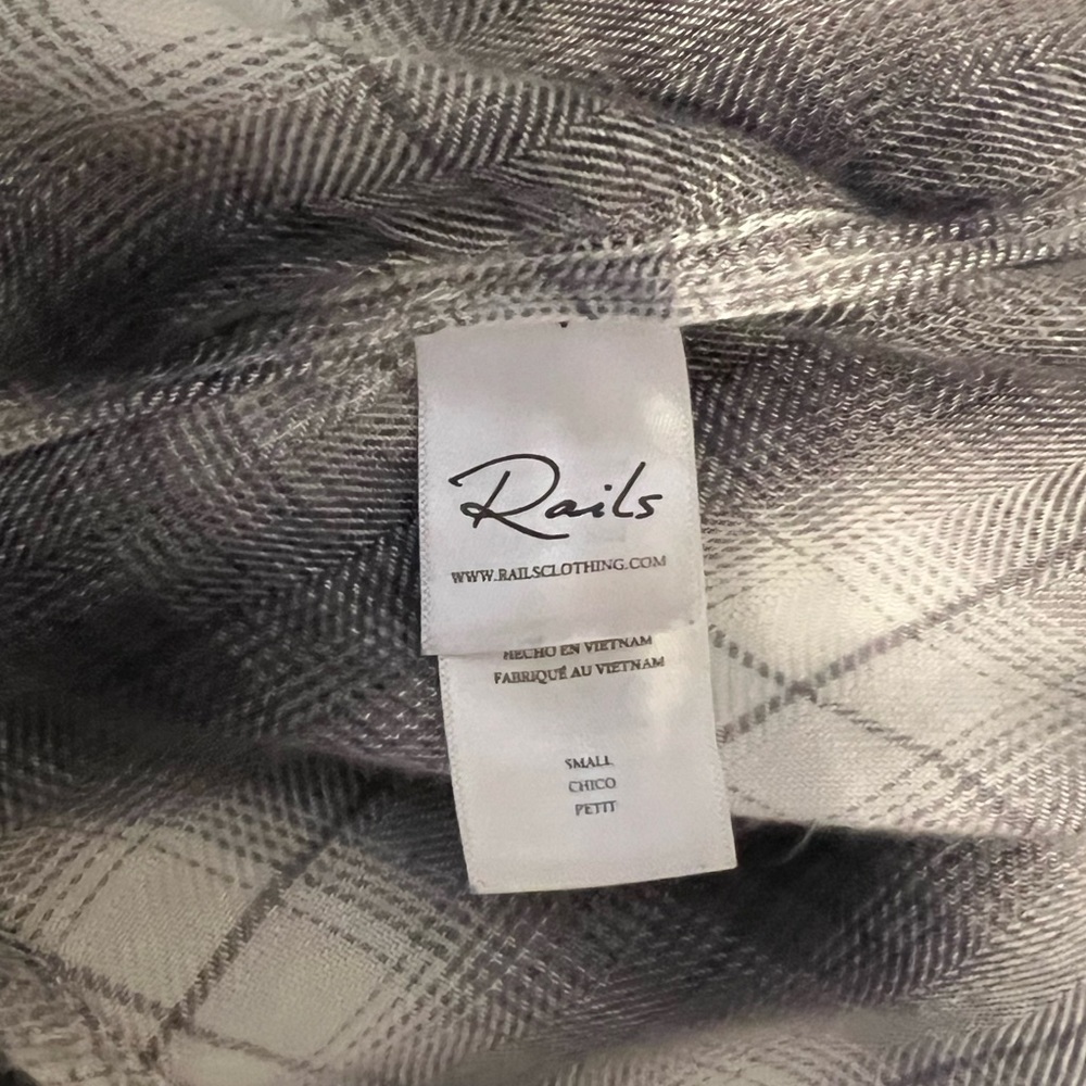 Rails Grey Button Up - image 8